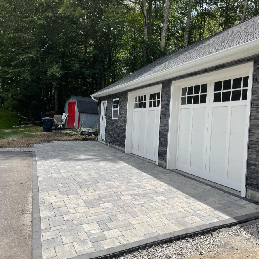 patio & fireplace construction in ri-065